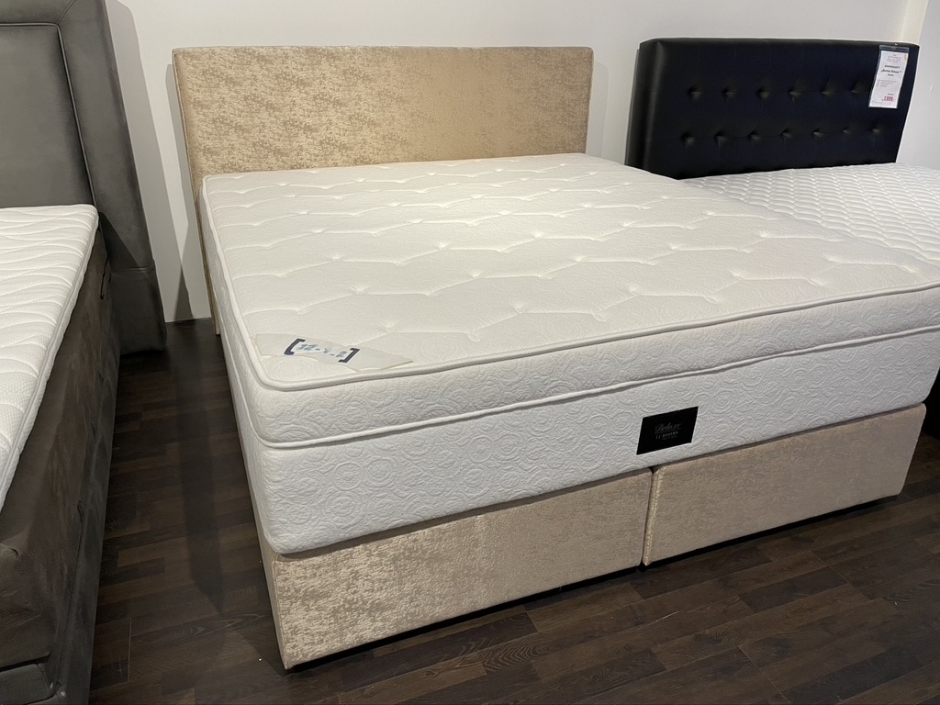 Boxspringbett „Standard“ inkl. 7-Zonen Taschenfederkernmatratze Deluxe 300