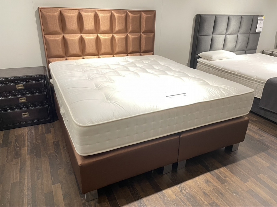 Boxspringbett „Infinity“ inkl. 7-Zonen Taschenfederkernmatratze Superior