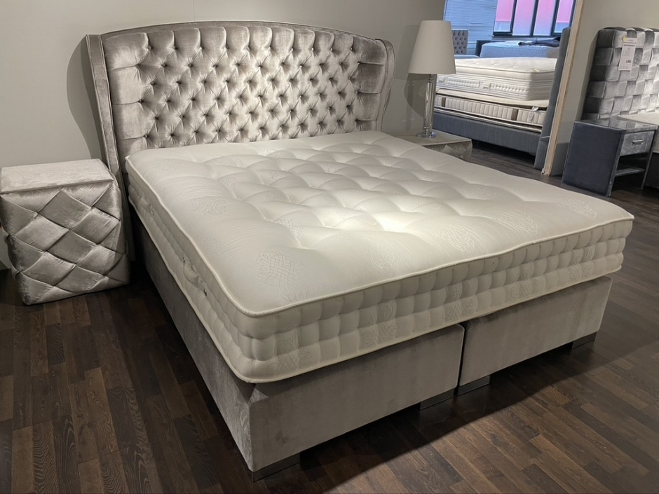 Boxspringbett „Chevalier“ inkl. 7-Zonen Taschenfederkernmatratze