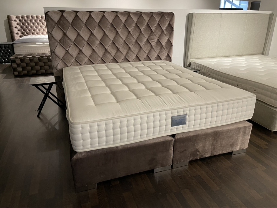 Boxspringbett „King Diagonal“ inkl. 7-Zonen Taschenfederkernmatratze